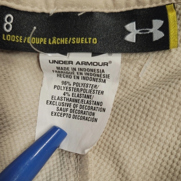Under Armour Shorts Women's Size: 8 Pockets Loose - Picture 6 of 9